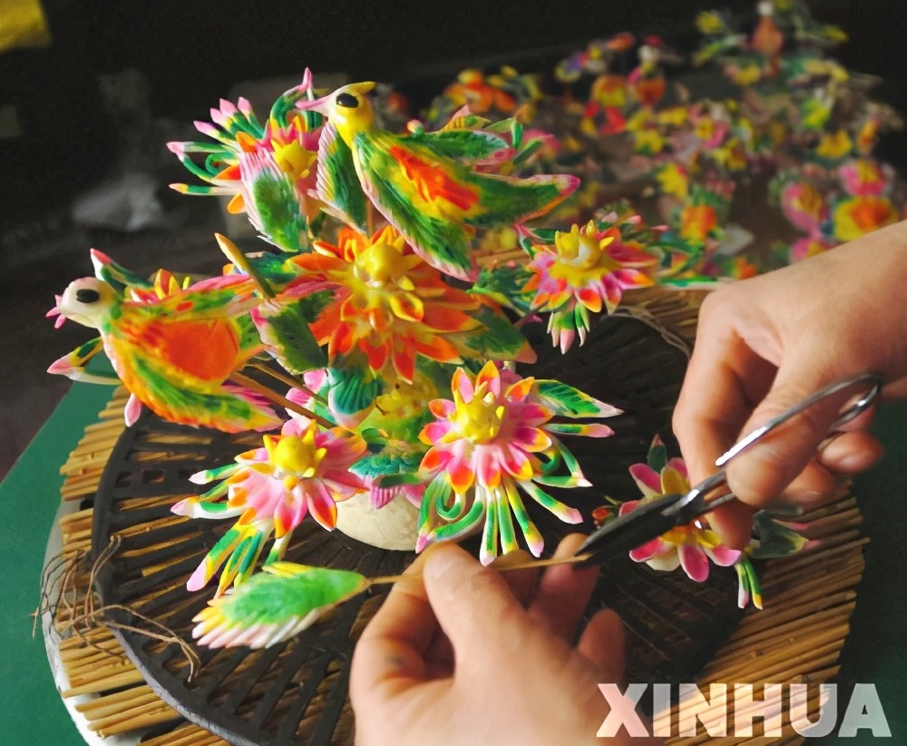 他多大背景？45岁面见新华社河北分社社长请求调入