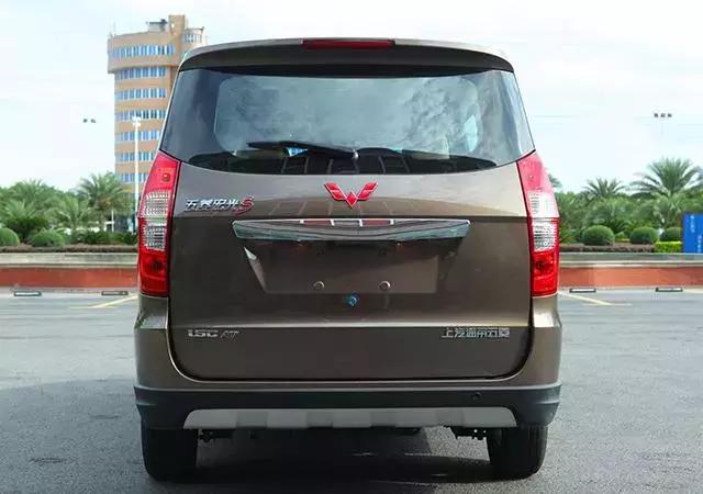 20款五菱宏光的优缺点,现在的五菱宏光还值得买吗