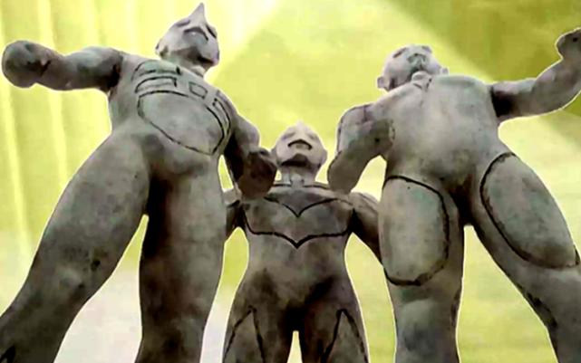 迪迦本尊踹死加坦杰厄,加坦杰厄与迪迦对战视频