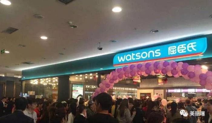 柜姐买的化妆品都是真的嘛,柜姐卖假化妆品