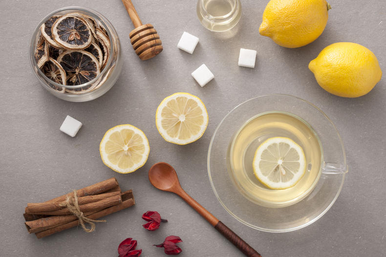 皮肤黑怎么变白最快方法学生,让皮肤变白的8个秘诀