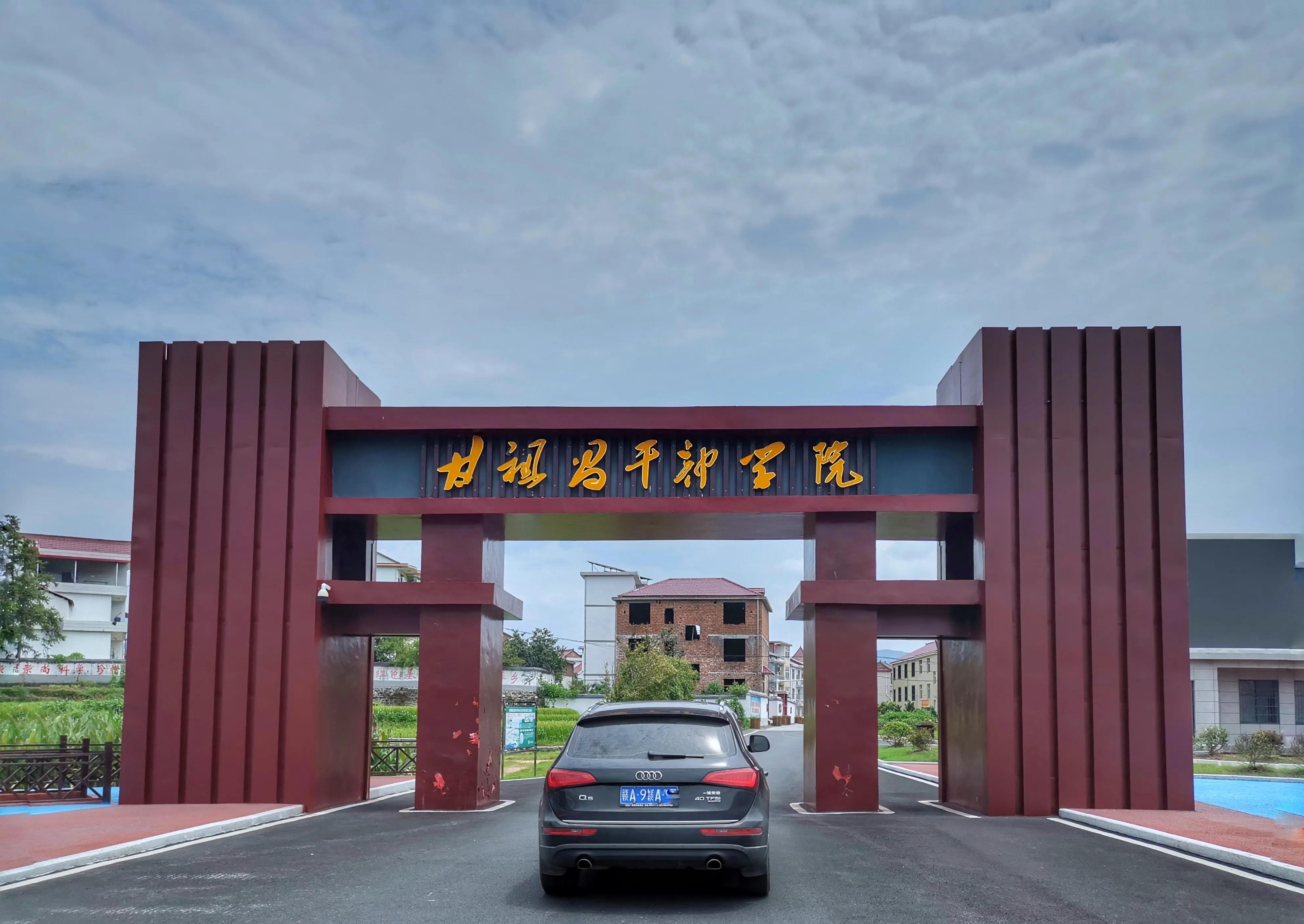 你会去莲花玩吗？我找到了3个“趣味点”，玩了一次跟着喜欢走