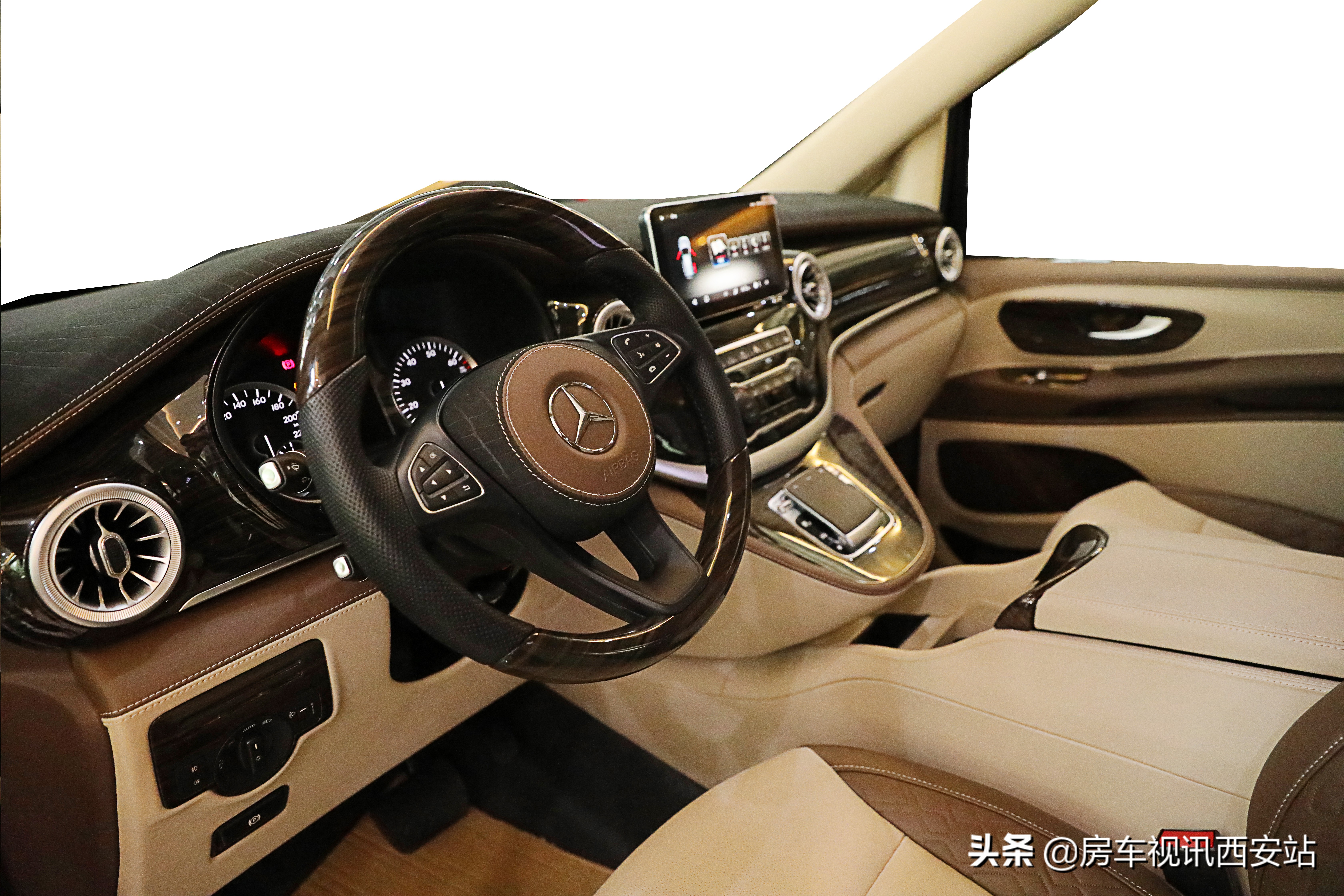 低调老板座驾,威霆最豪华的一款