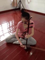 上厕所如何不被水溅到,上厕所怎么能不让水溅身上