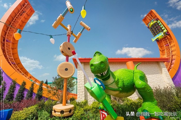 去上海迪士尼平安夜还是圣诞节,圣诞节去上海迪士尼