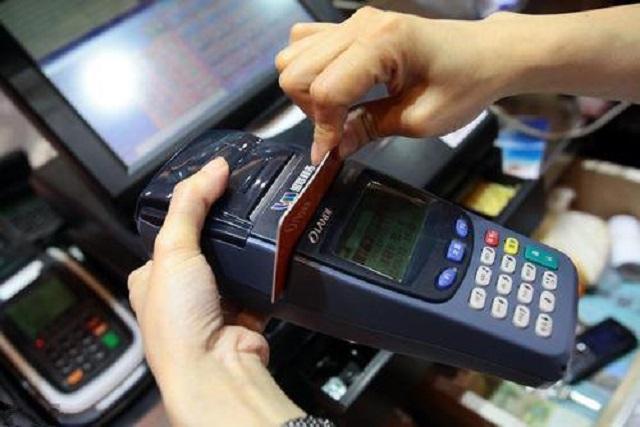 花呗延期还款和分期还款哪个划算,花呗分期还款跟提前还款区别