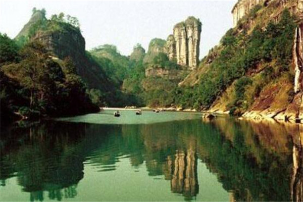 大连冬季旅游必去景点排名前十,旅游大连冰峪沟风景区攻略