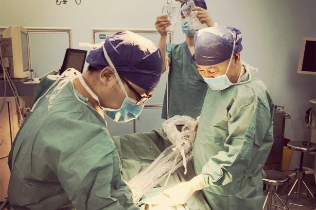 1岁女婴身体出血,女婴一周下身出血