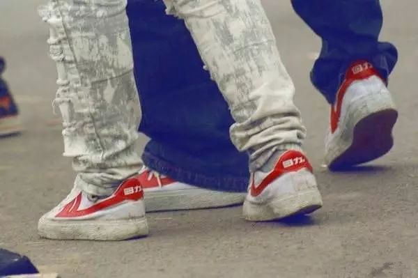 泪目!30岁以上的上海人才用过这些“上海制造”,你还记得多少?