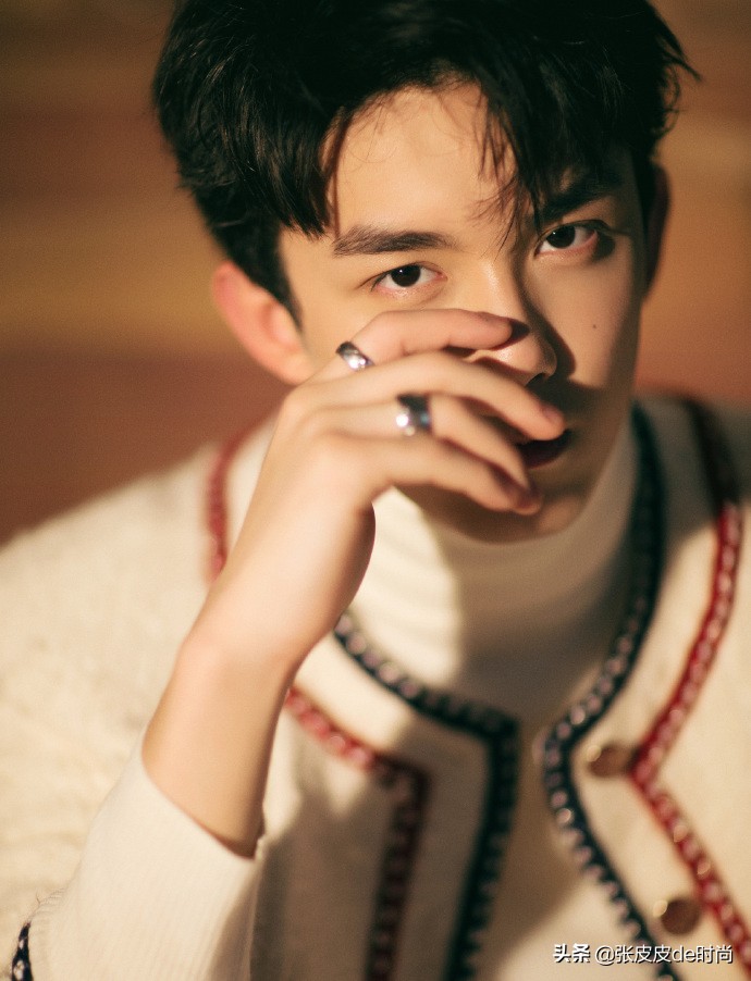 小哪吒吴磊图片 (吴磊是小哪吒吗)