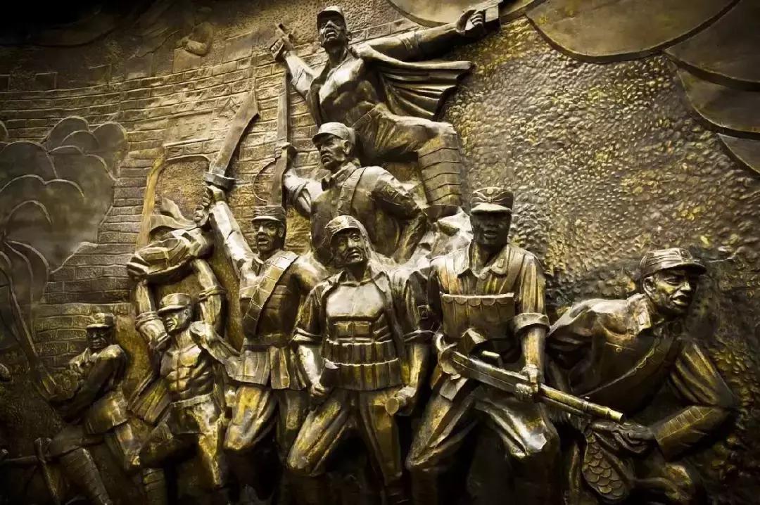 缅怀先烈不忘国耻：安徽淮北天一1300名学生赴台儿庄红色研学游