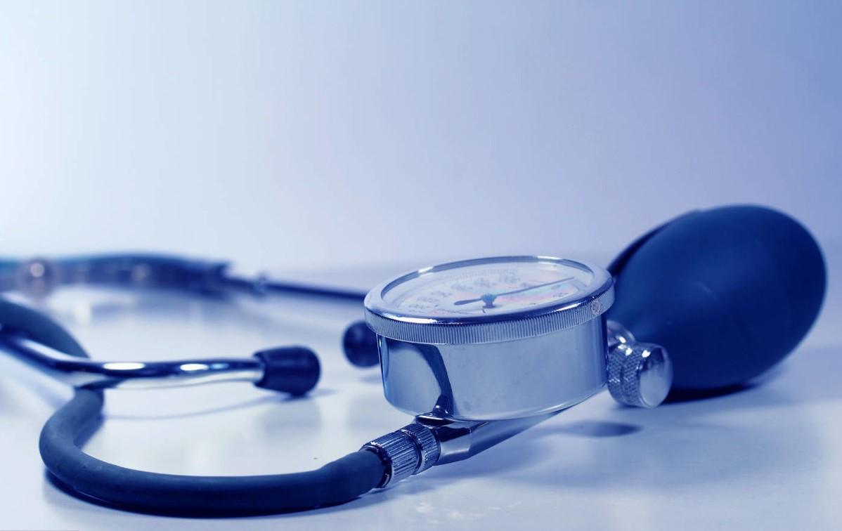 年轻人血压高有必要用药吗,继发性高血压应该吃什么药