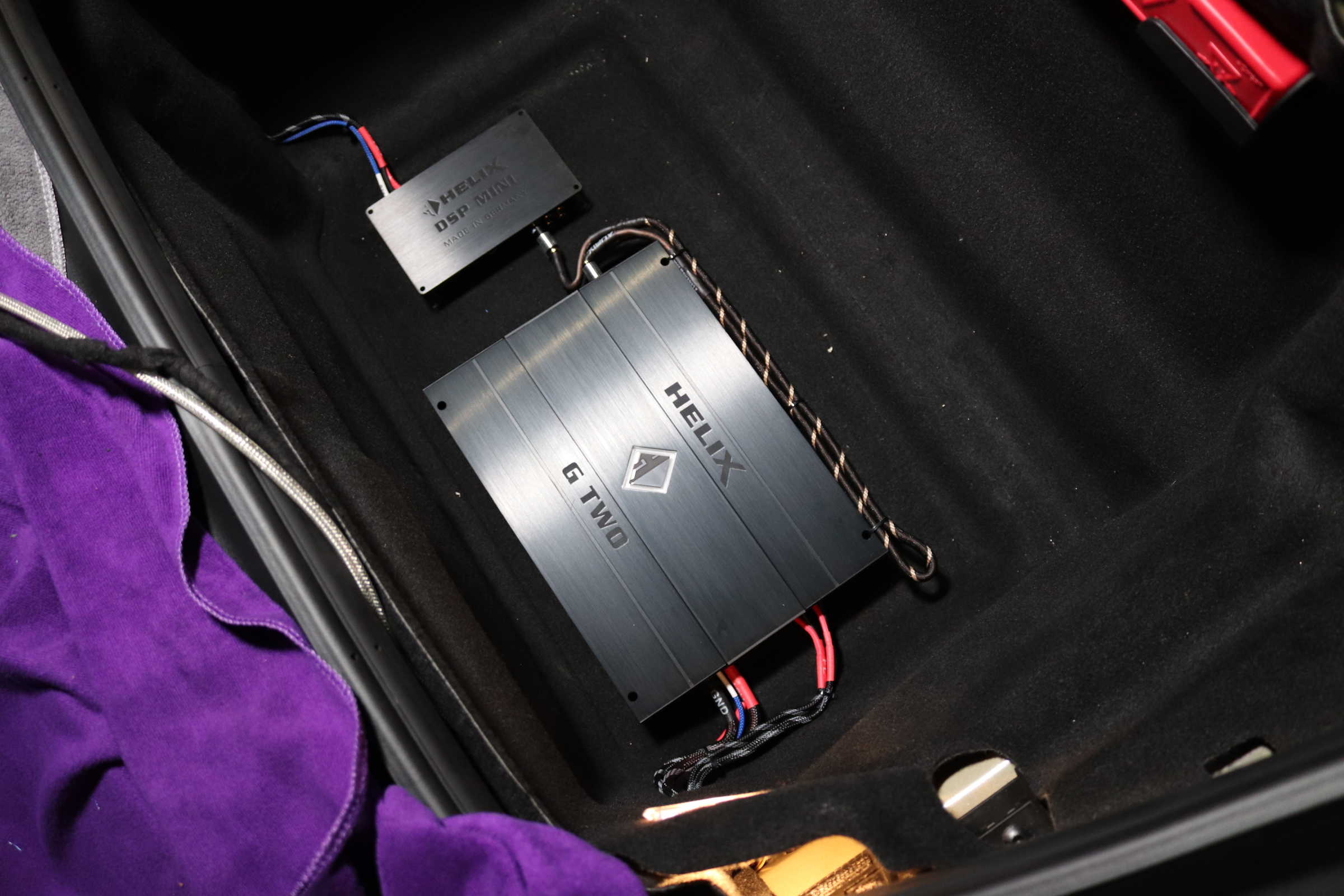 保时捷卡曼汽车音响如何改装呢?简单的音响改装不简单的效果体验