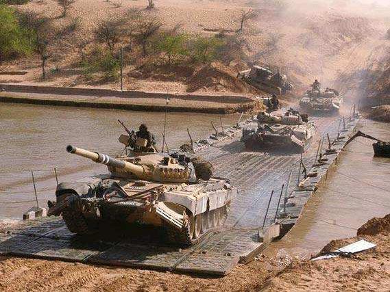 菲律宾买印度导弹,菲律宾印度布拉莫斯