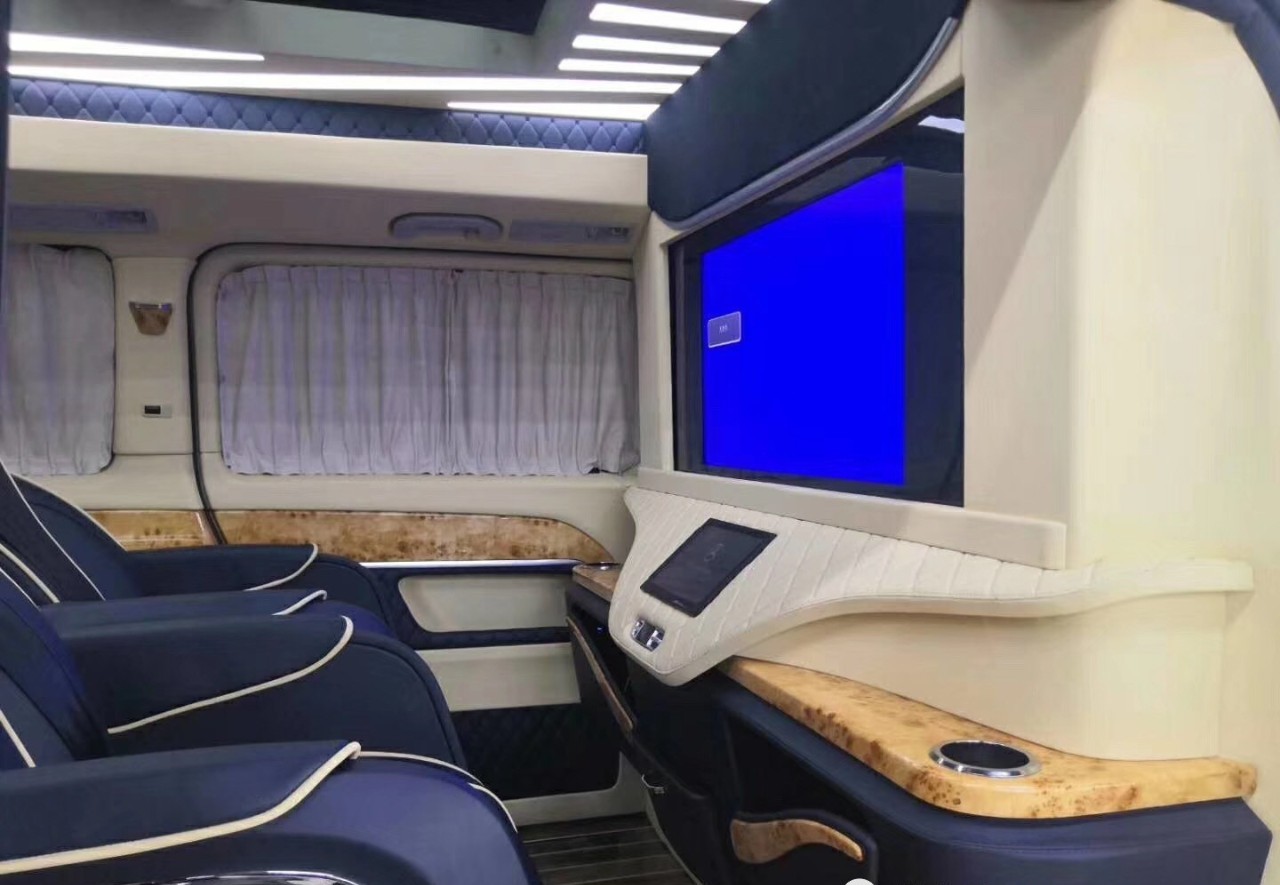 西南地区奔驰v250改装商务车,奔驰v260改装七座奢华mpv尊贵典范