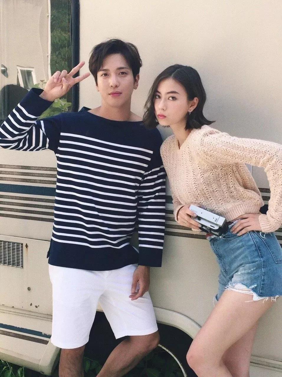 日本小野模突然爆火，*服私**穿搭也超出众，女大佬形象太抢眼