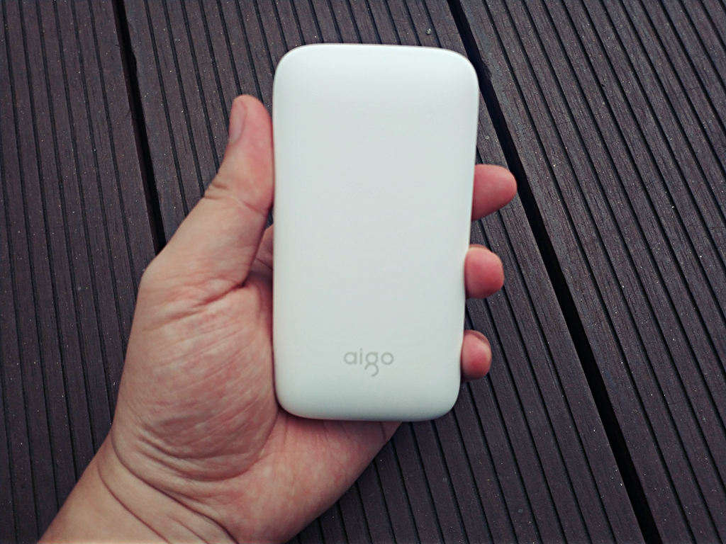 aigo爱国者充电宝,aigo爱国者20000充电宝