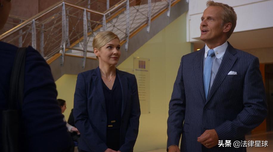 发生工伤公司需要安排人照顾吗,发生工伤公司给员工应有哪些赔偿