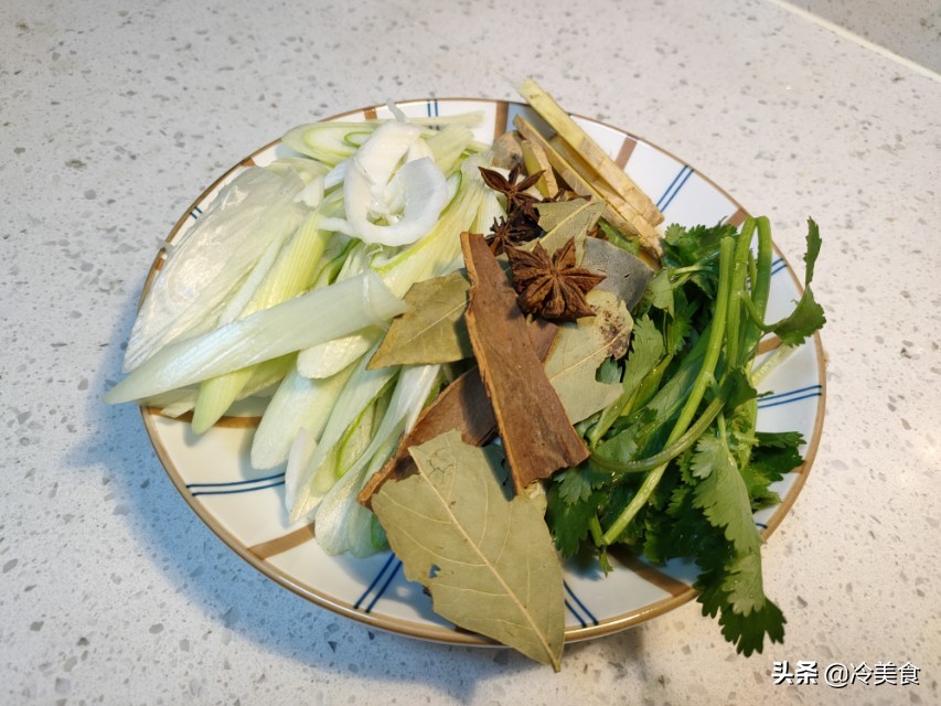 做油辣椒全是泡怎么办,做油泼辣椒的注意事项