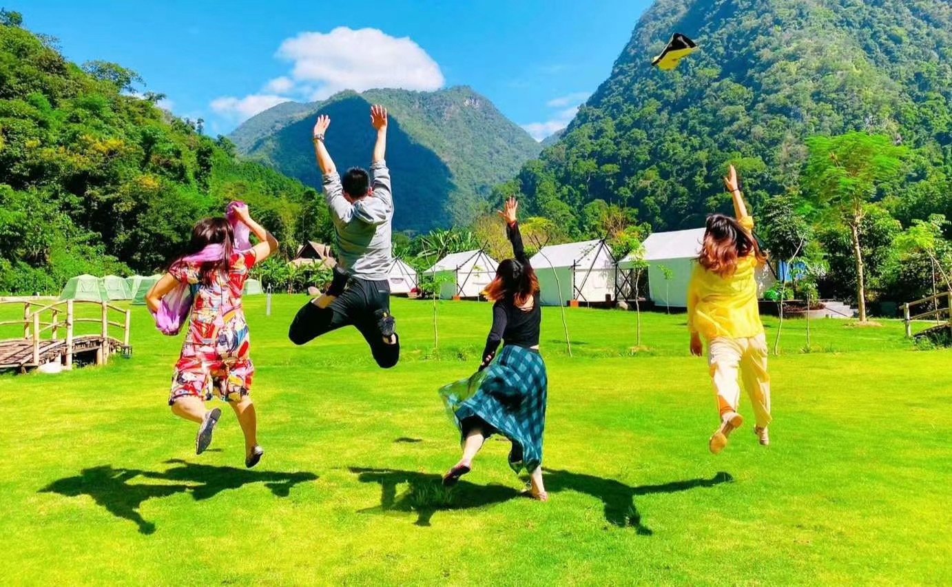 傣族的泼水节来源于神话传说,一年一度傣历泼水节