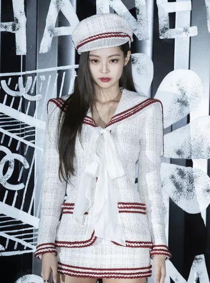 李彩玲家境富裕,家庭和谐的爱豆