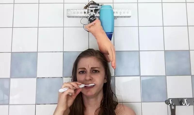 癌症女孩奇迹痊愈,90后女子研究出癌症不用动刀