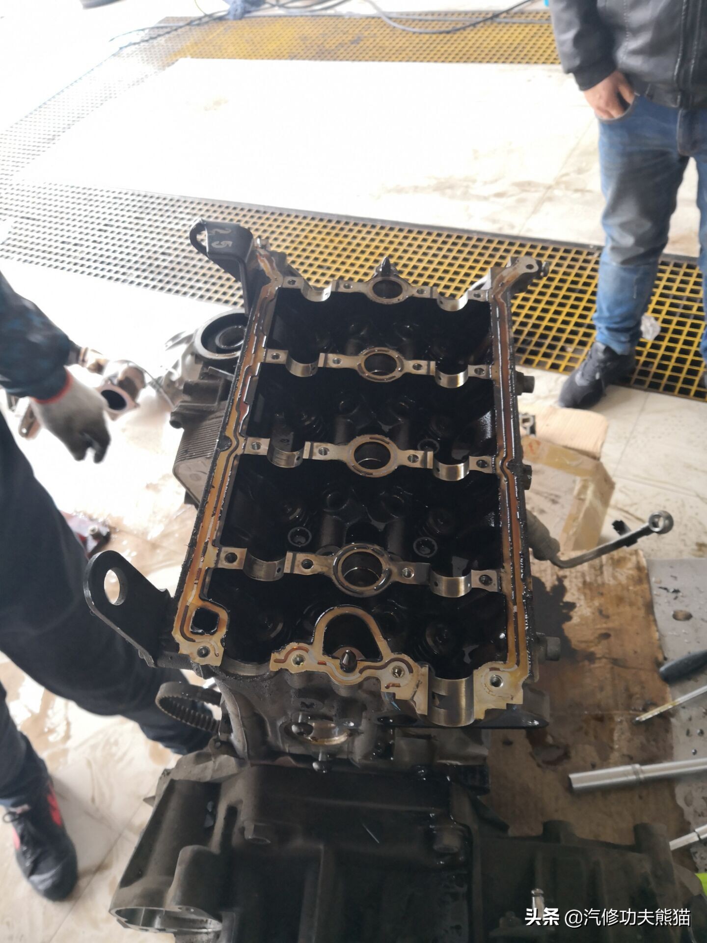 斯柯达野帝1.8t烧机油能解决吗,2014款斯柯达野帝1.8t高配烧机油吗