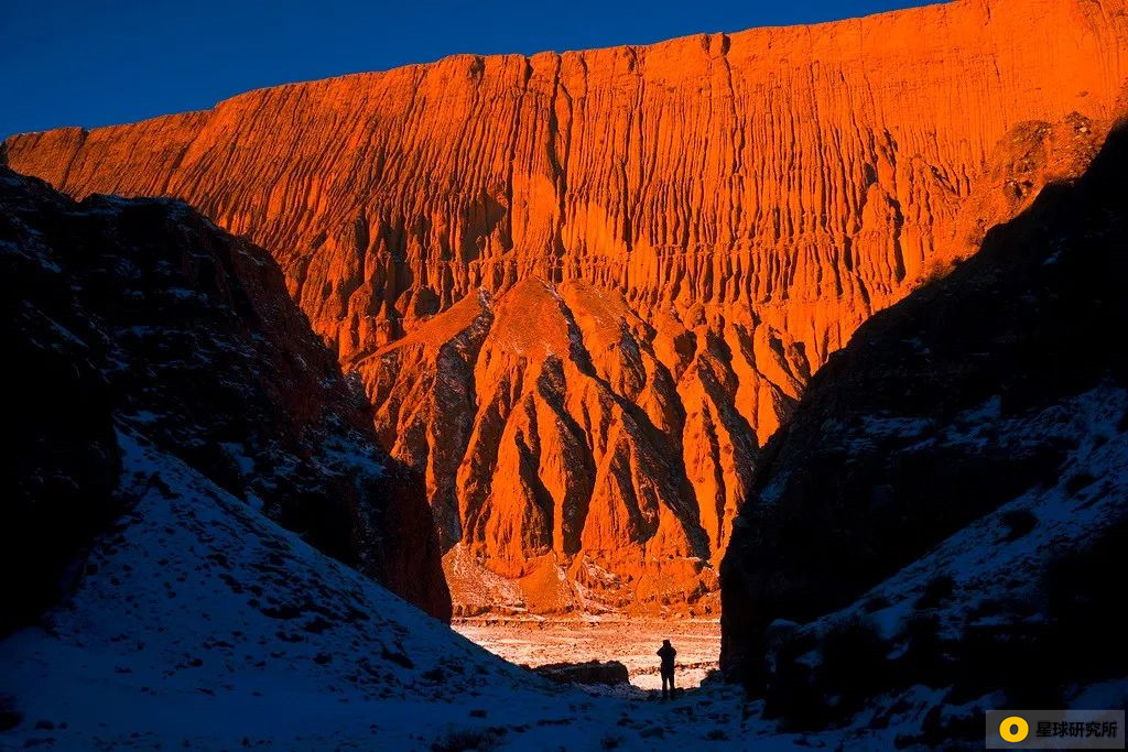 甘肃荒凉风景视频,甘肃荒凉的美景