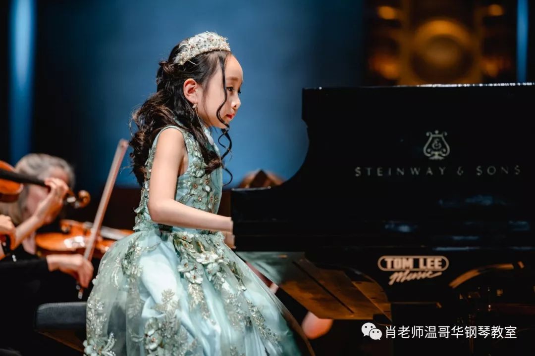 第4届“汇加之夜”温哥华少年钢琴交响音乐会圆满成功！!