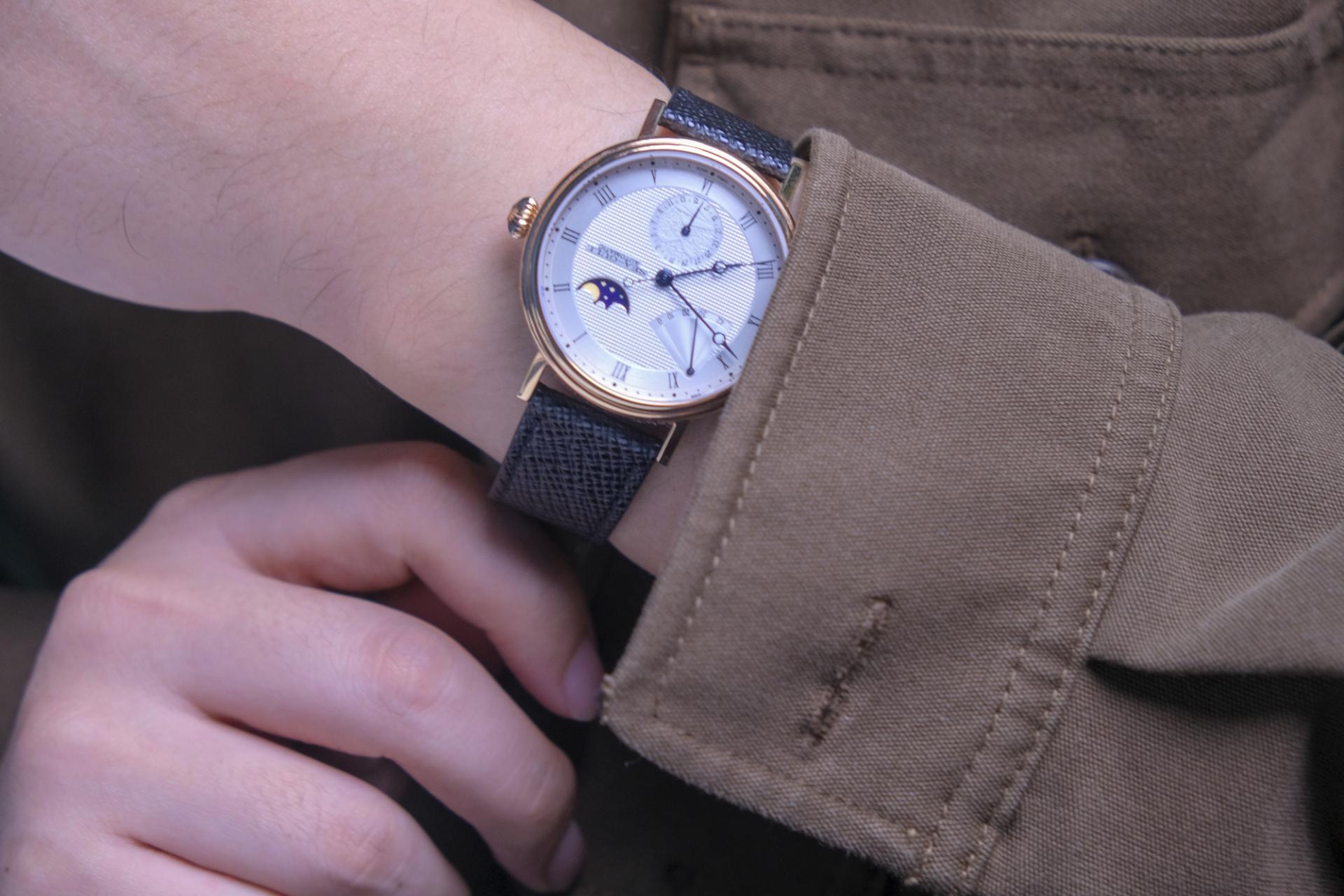 海鸥月相文创礼盒龙年,海鸥月相腕表文创礼盒