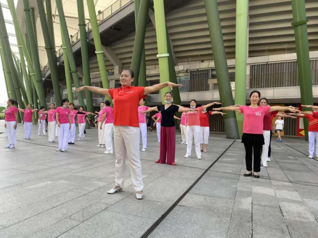 一起来跳舞吧集体舞,一起来跳舞吧热身舞