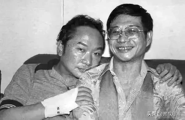 他放浪形骸，打架嗜酒睡女人，暴毙后，却留下70部价值亿万的作品