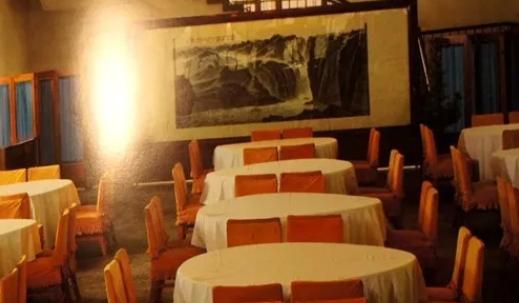 曾经的殿堂,成都10年前特别有名的餐厅