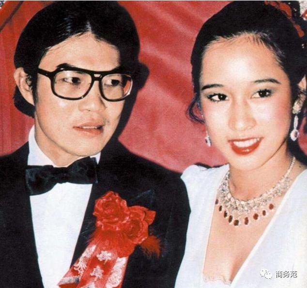 郭晶晶和婆婆朱玲玲罕见同框,香港港姐郭晶晶