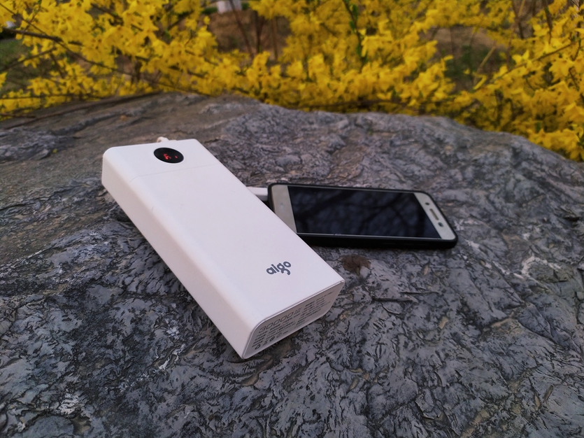 爱国者移动电源10000毫安价格,爱国者移动电源1万毫安快充版