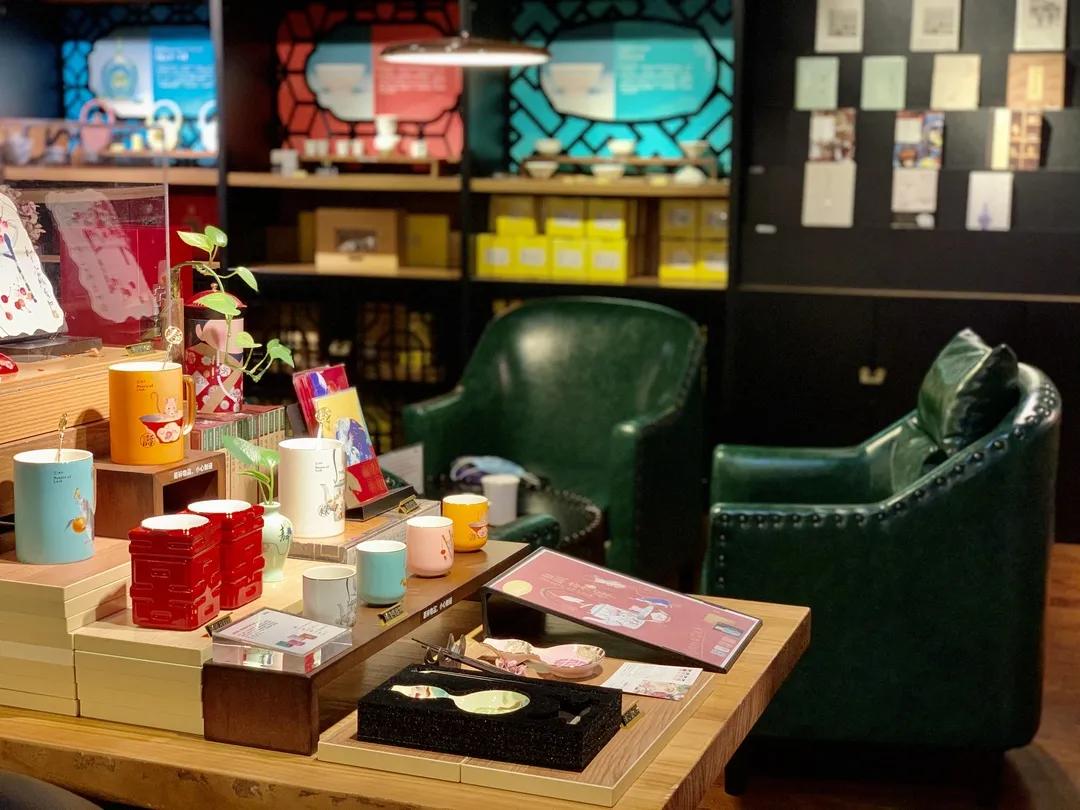 用阅读触摸成都｜在成都不能错过的10家书店（下）