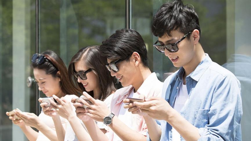 腾讯游戏行业的发展前景,游戏产业复苏回暖出海