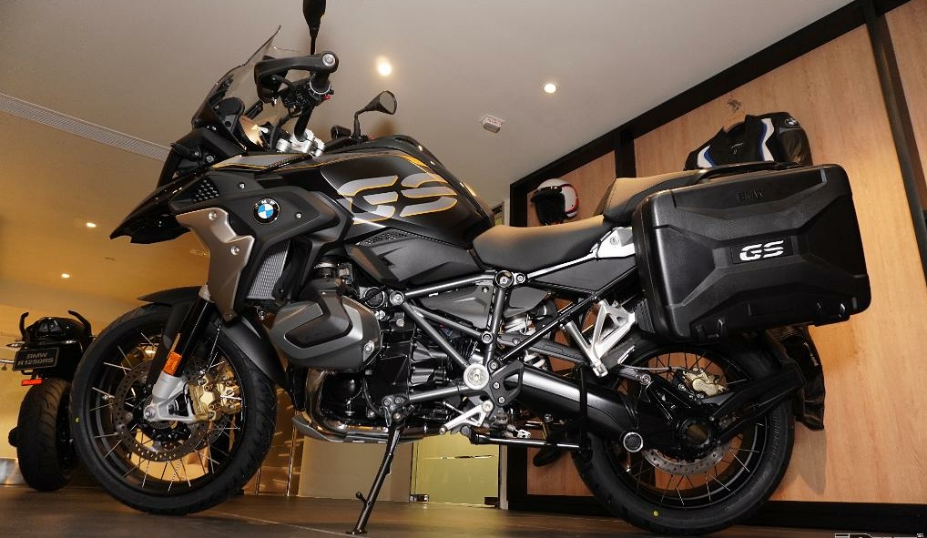 宝马r1250gs探险版能跑多快,宝马r1250gs探险版座高展示