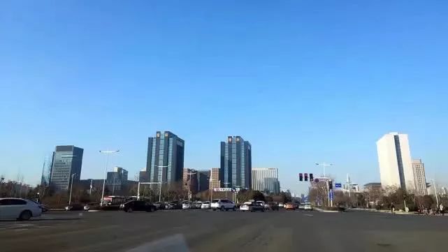 致敬郑州北龙湖,郑州暴雨感人瞬间致敬子弟兵