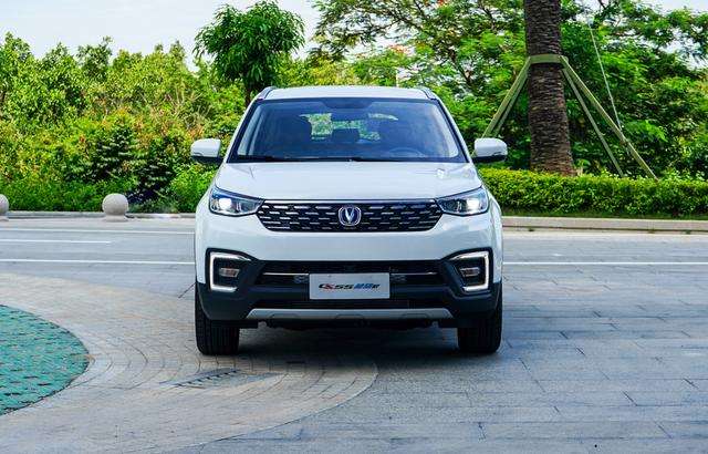 买第一辆车纠结买新车还是二手车,有10万买新车还是二手车