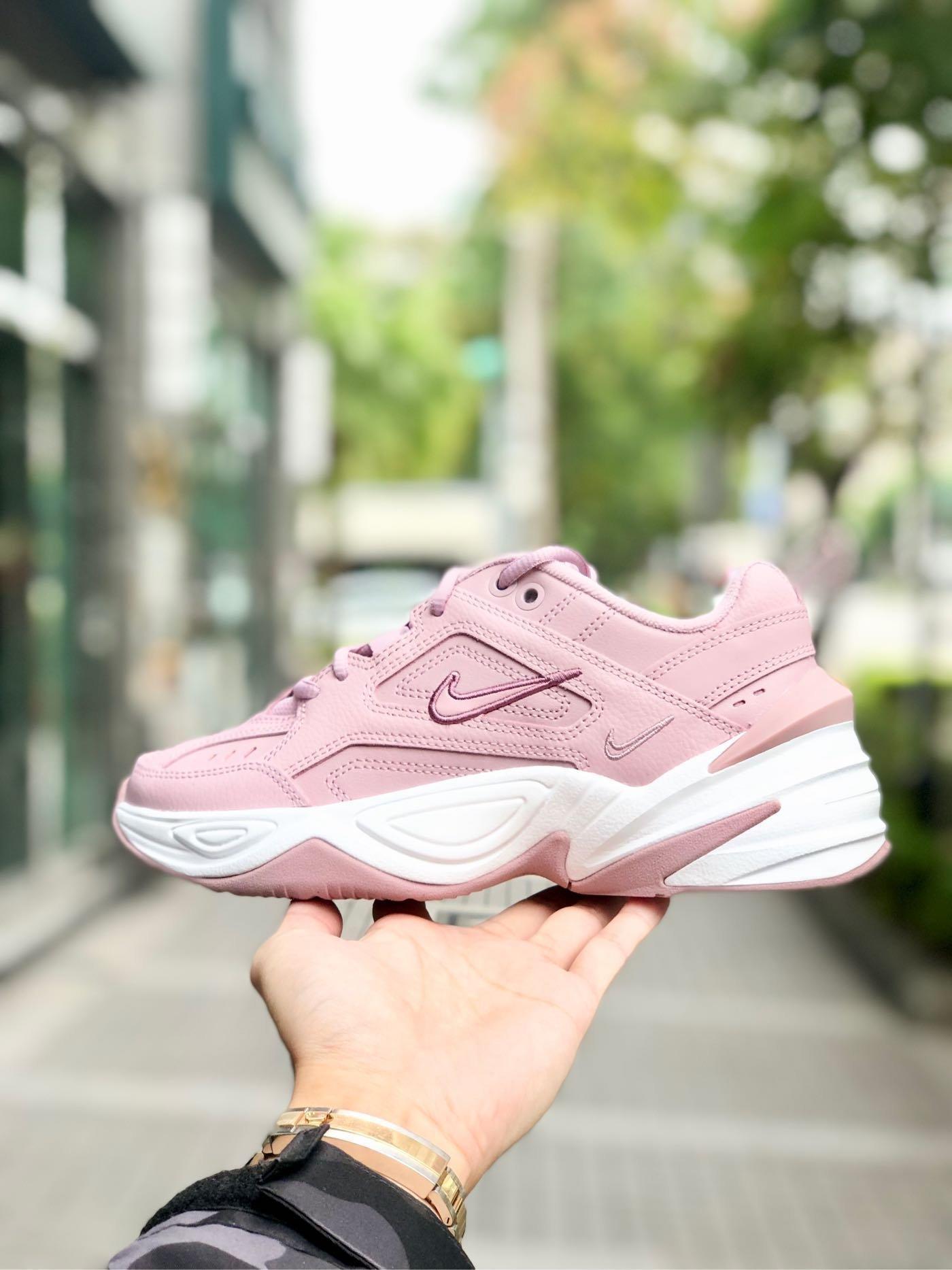 配色中草丨适合女生上脚的粉色球鞋盘点