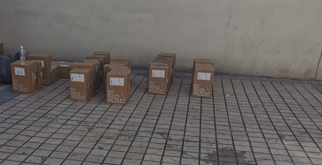 惊了！！某校同学中签无数拿鞋拿到手软