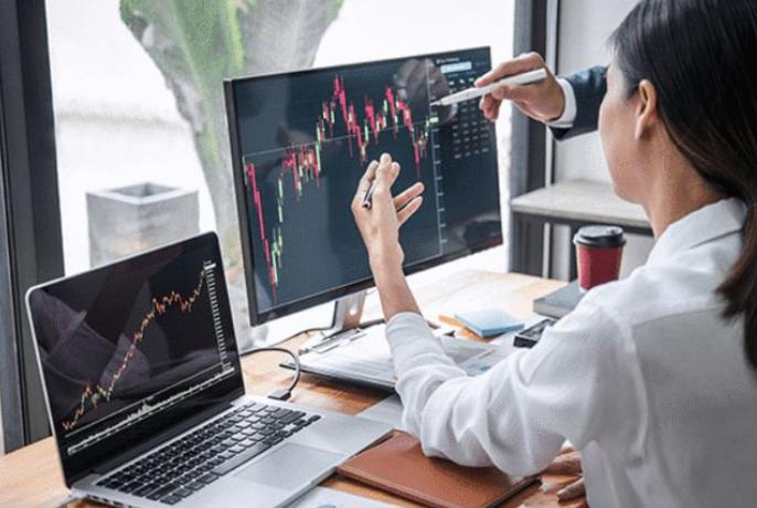 文科学什么专业薪水比较高,目前国内文科哪些专业薪资比较高