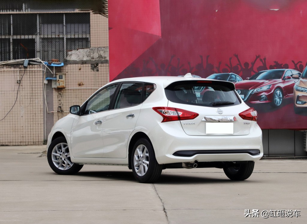 最新款日产骐达价格,11款骐达空间大吗