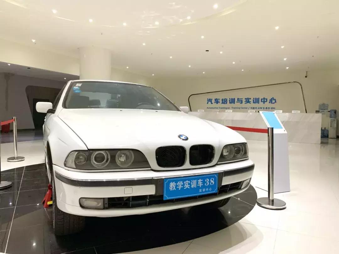 汽车专业实训室,汽车工程实训基地