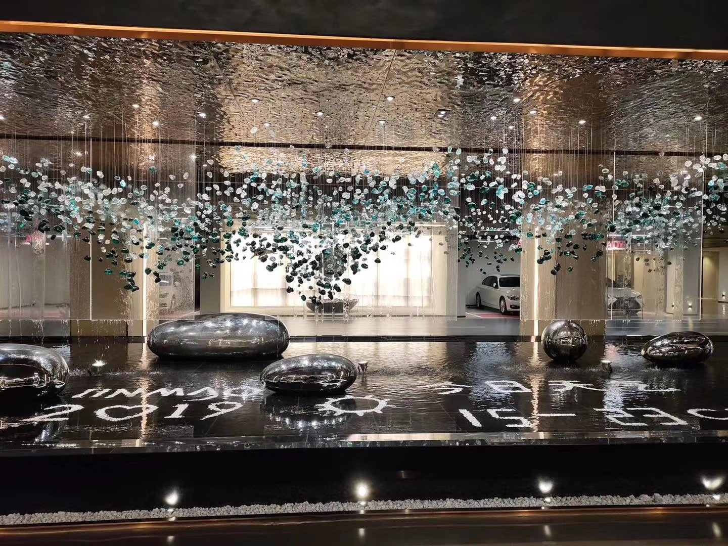 金茂府东区为啥便宜,东湖金茂府值得购买吗