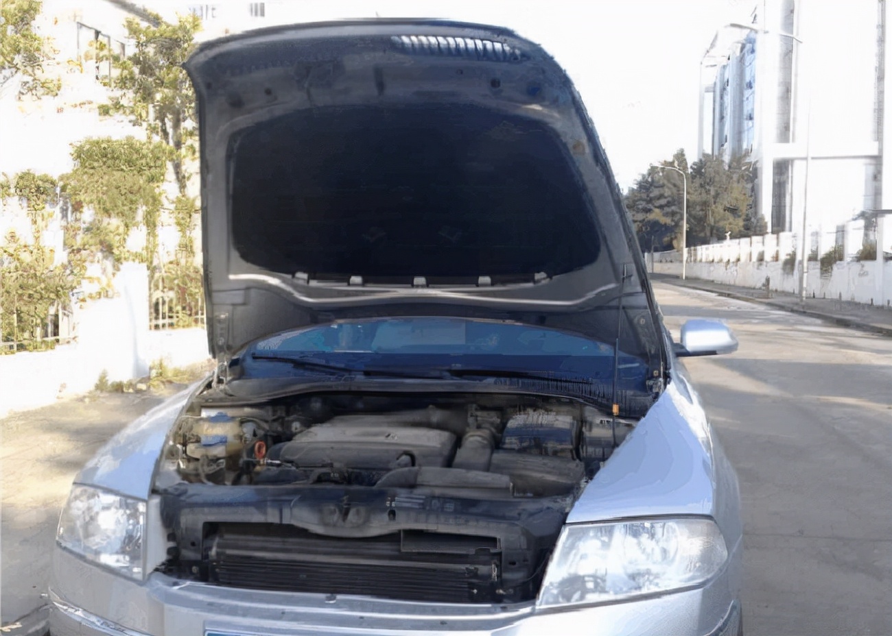 钥匙被偷了怎么处理,机动车钥匙丢了一把