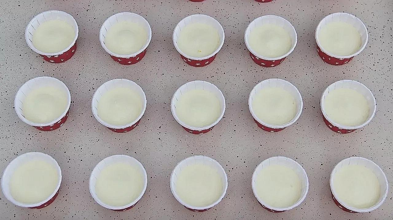 纸杯蛋糕不回缩的技巧,杯子蛋糕新手教程