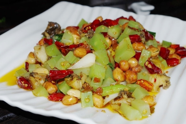 如何对付鲍鱼？且看我收集的厦门厨师这30道菜