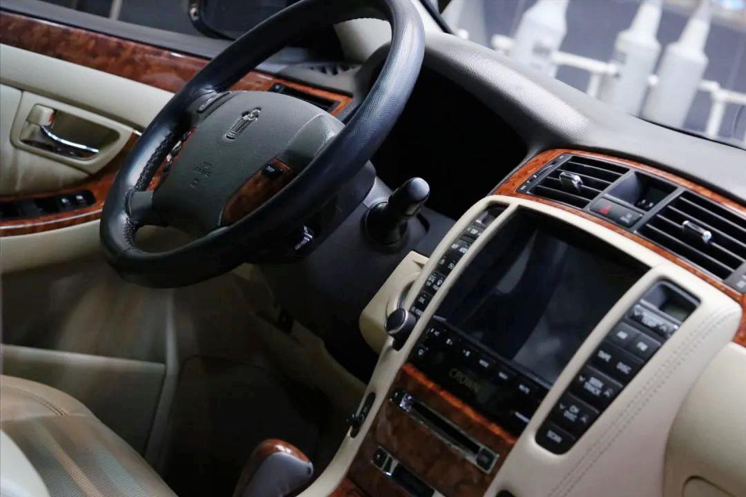 怪兽汽车翻新地址,怪兽修车翻新奥迪q7